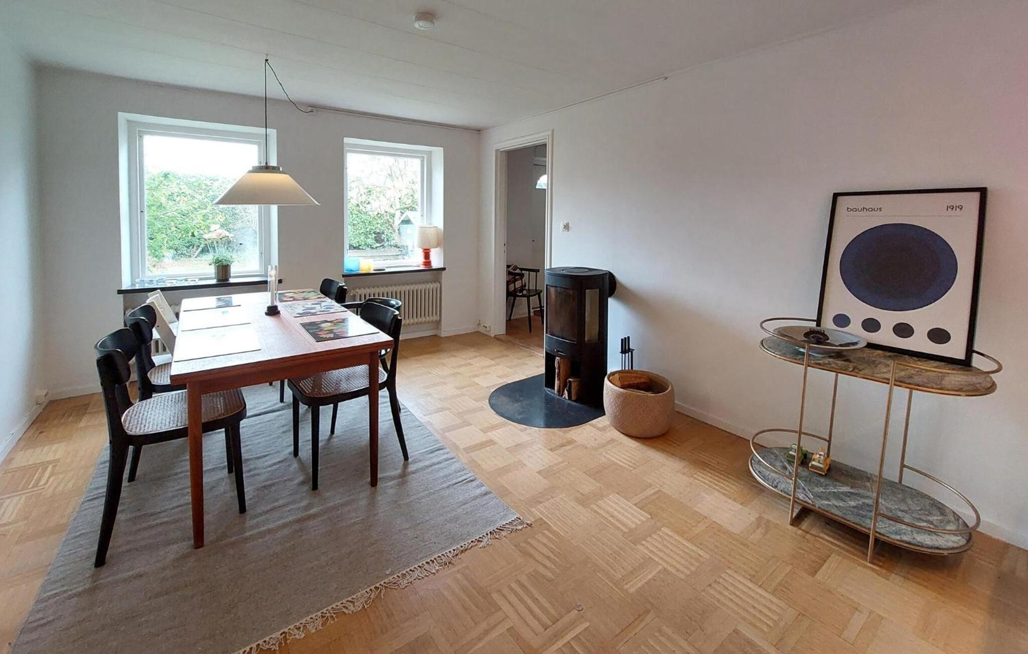 Holiday home Awesome In Limhamn With Kitchen *